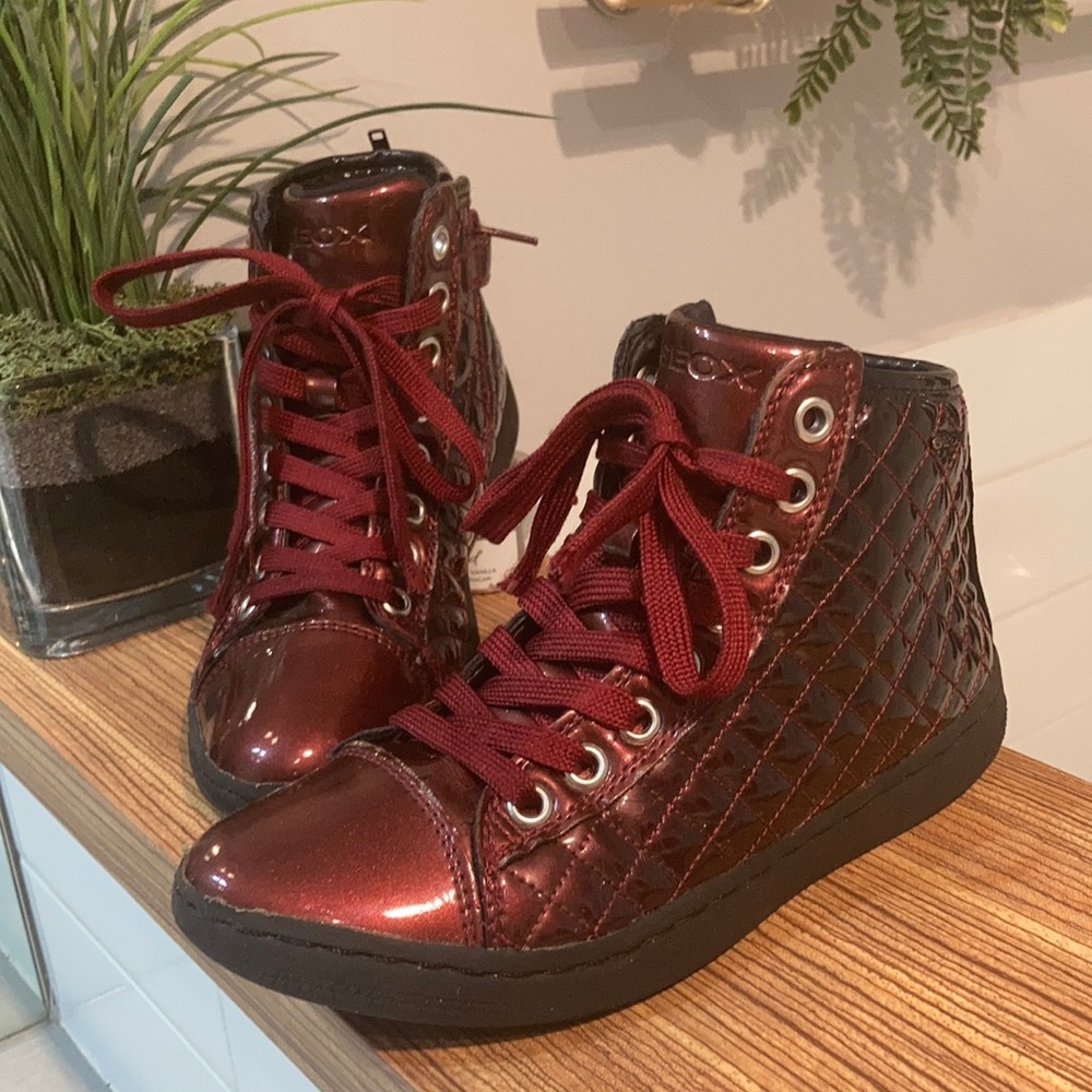 GEOX JR Kalispera burgundy sneakers girls Size 3.5